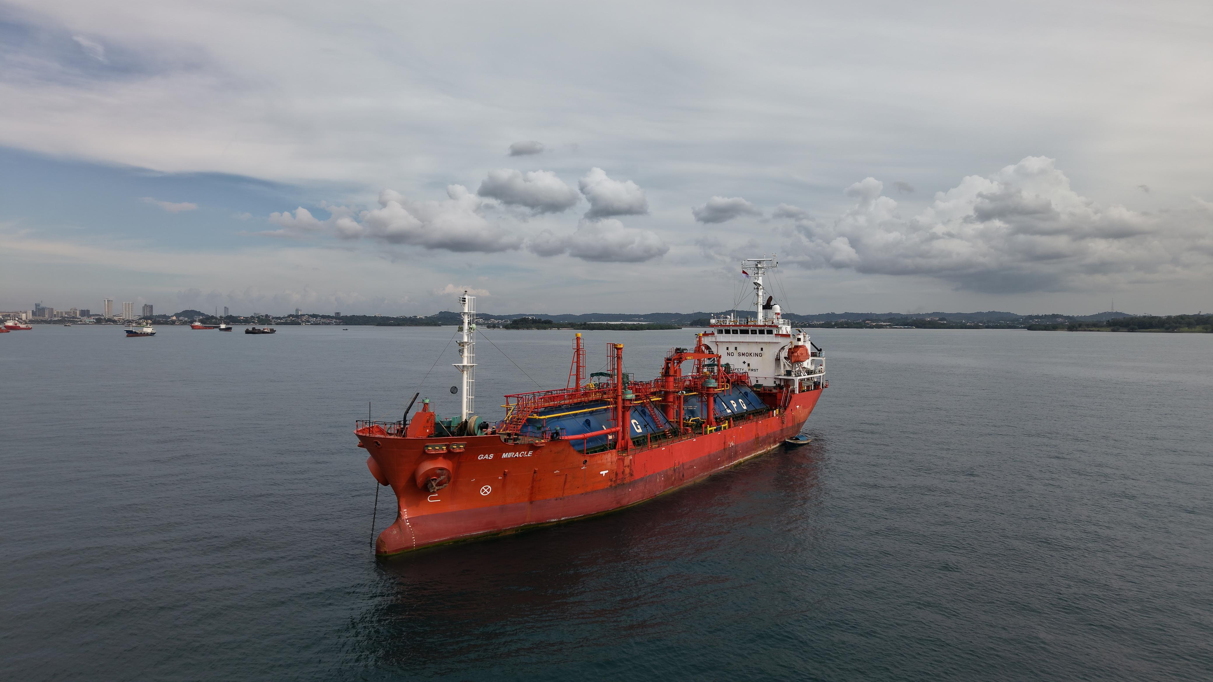 Kapal LNG 3